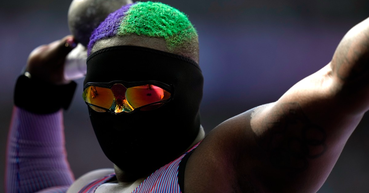 Chi è Raven Saunders, l’atleta che gareggia con la maschera alle Olimpiadi 2024?